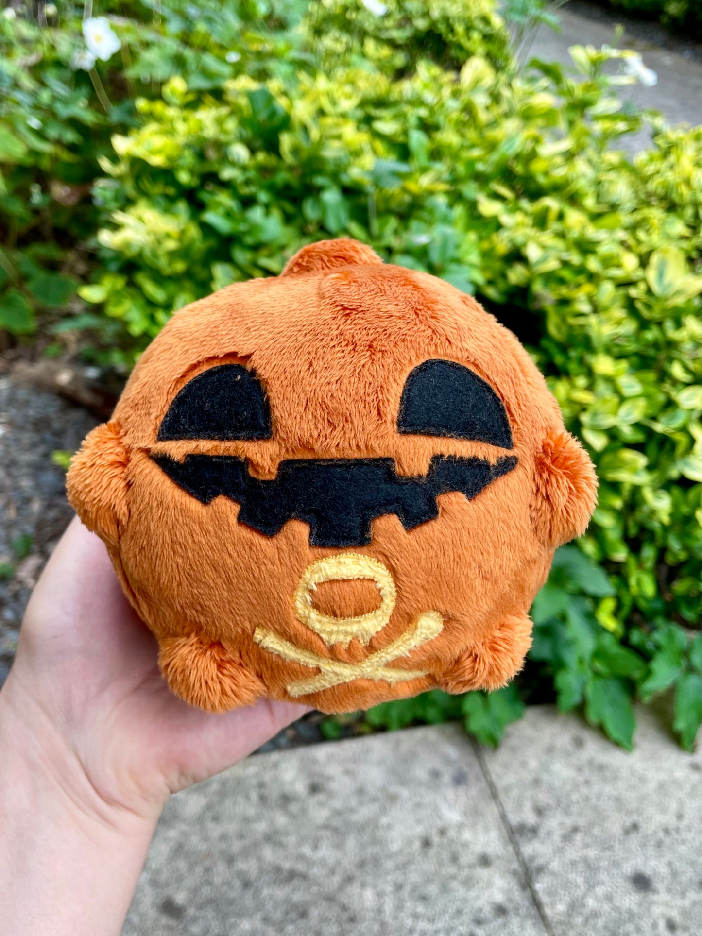 Made to Order Hand Made Plush - Poison Smoke Ball Pocket Monster Plush. Normal, Shiny, Pumpkin, Imitation and Coffee Plushies Available. (Up to 3 Week Wait)